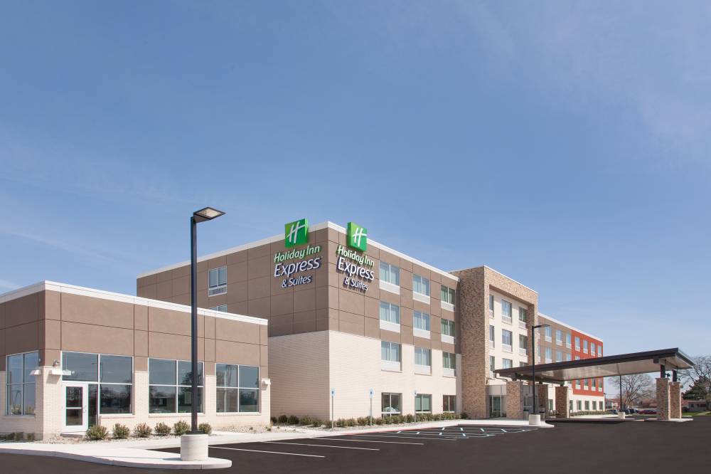 Holiday Inn Exp Stes Sterling Heights 8