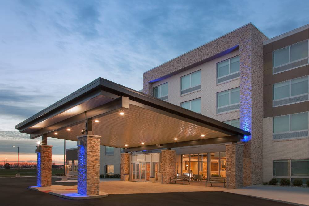 Holiday Inn Exp Stes Sterling Heights 9