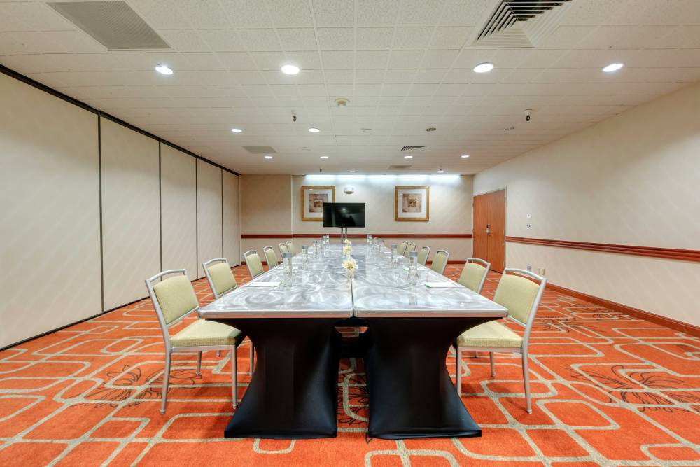 Holiday Inn Golden Gateway 9