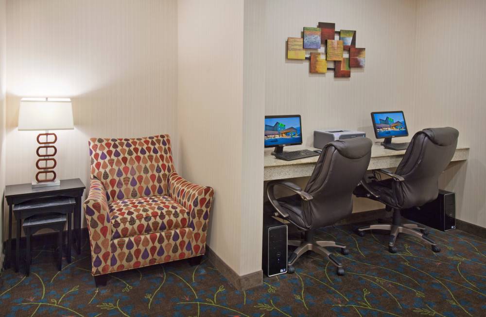 Holiday Inn Htl Stes Southwest By Ihg 10