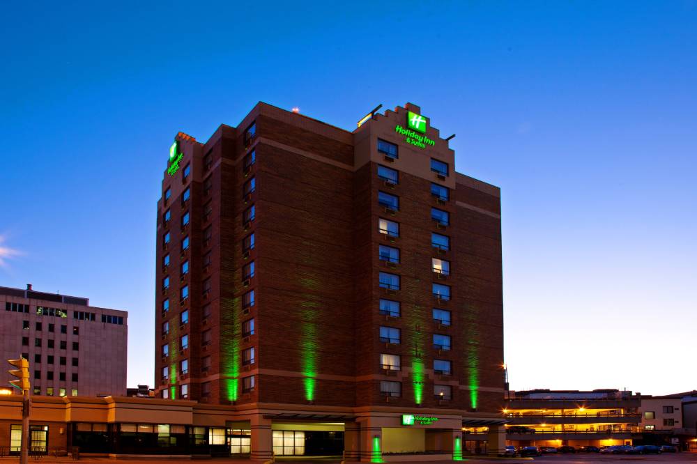 Holiday Inn Htl Stes Winnipeg 4