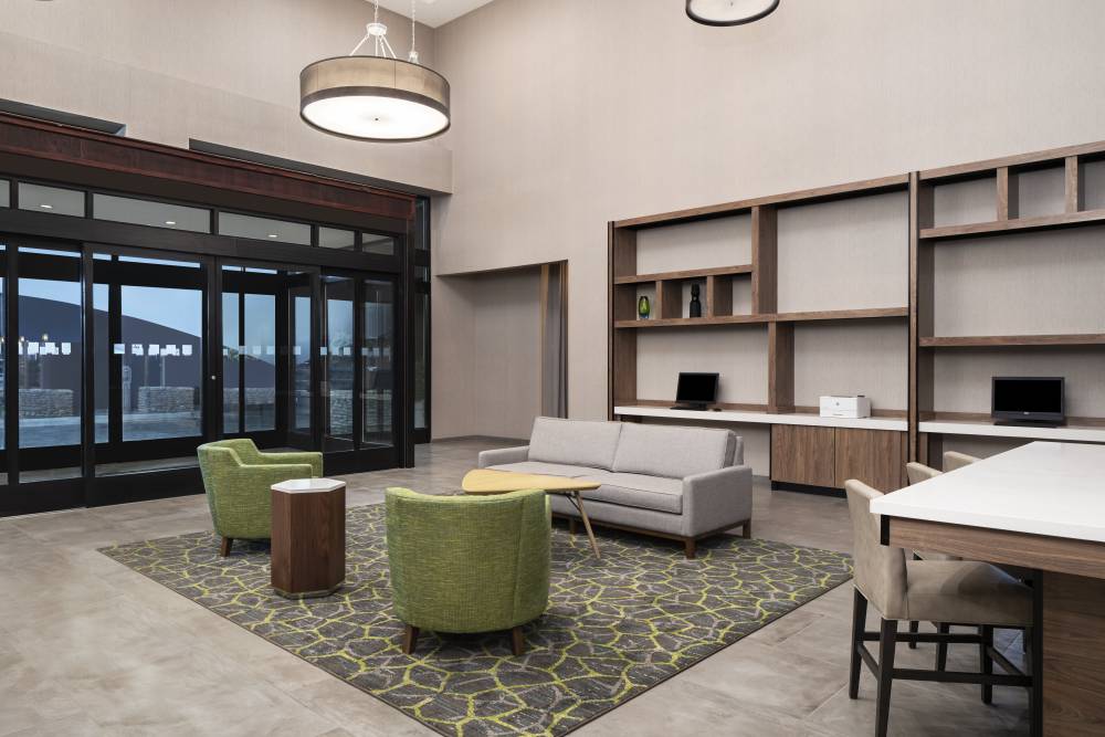 Holiday Inn Odessa 8