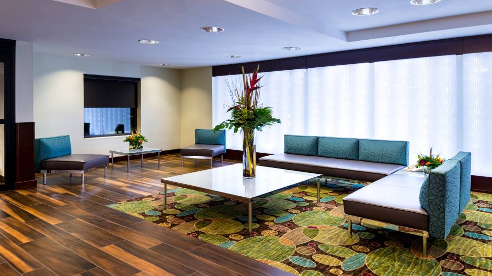 Holiday Inn Warren 5