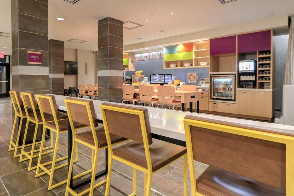 Home2 Suites By Hilton Alcoa Knoxville Airport 6