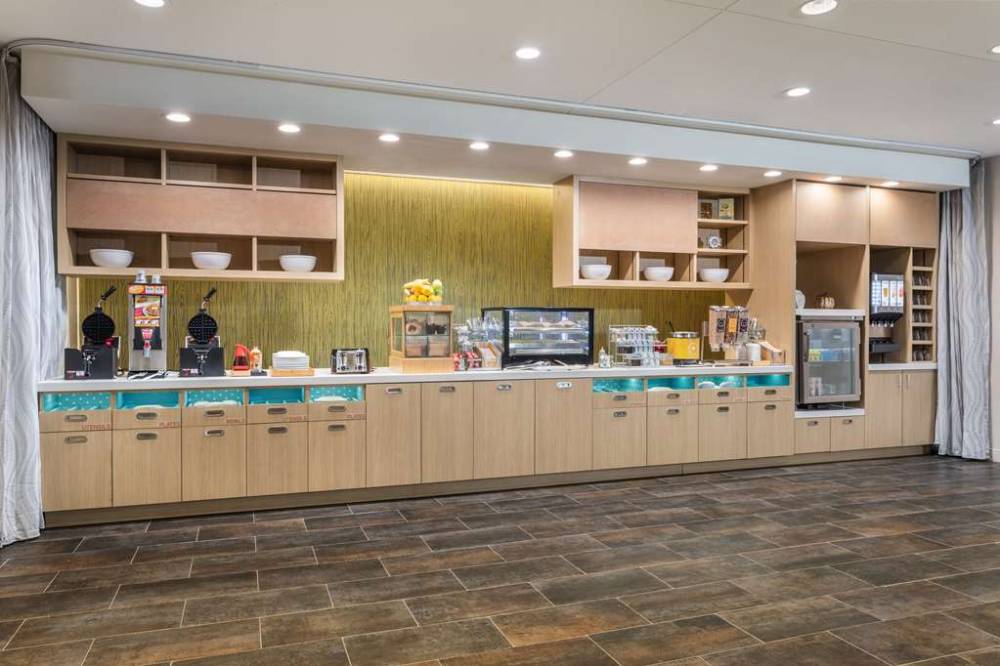 Home2 Suites By Hilton Cedar Rapids Westdale 5