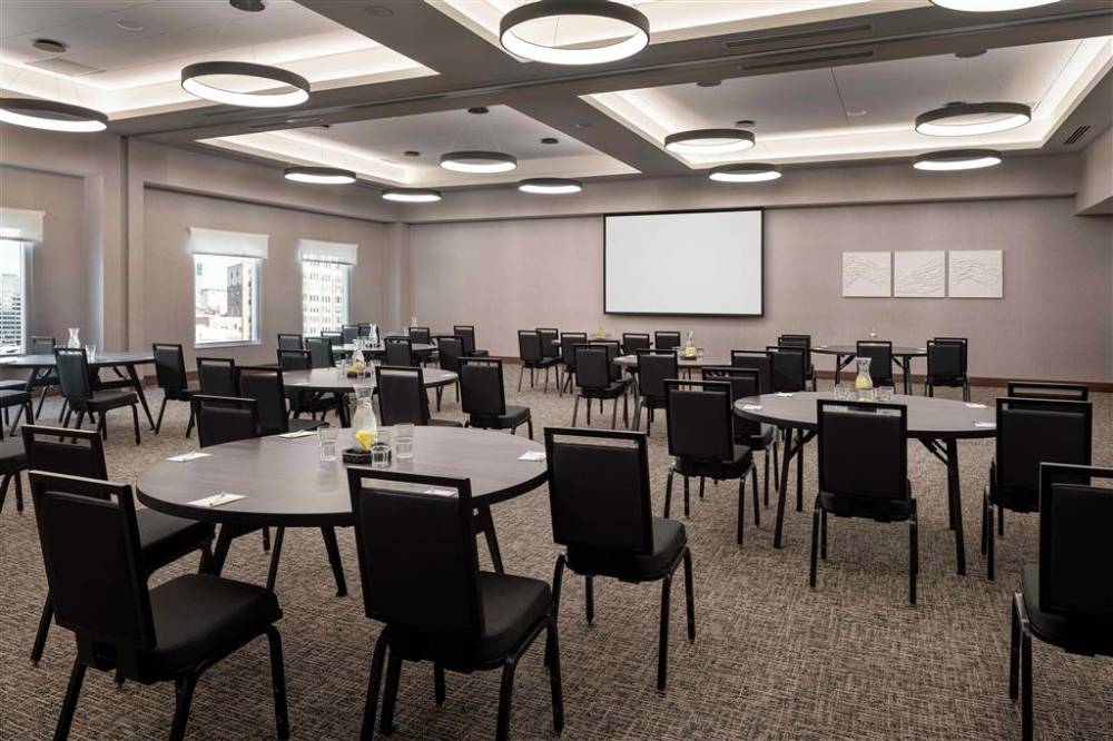 Home2 Suites By Hilton Denver Downtown Convention Center 2