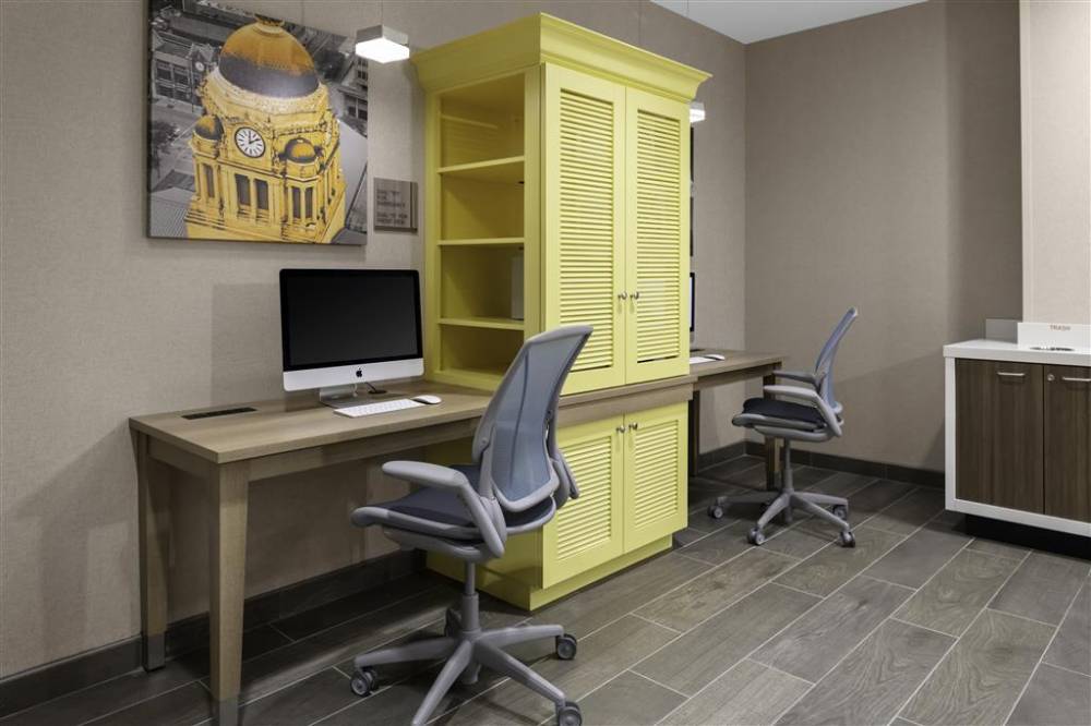 Home2 Suites By Hilton Fort Wayne North 4