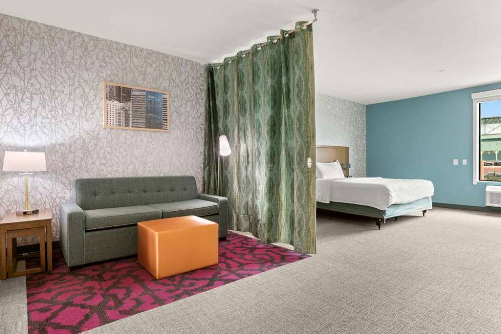 Home2 Suites By Hilton Phoenix Downtown 10