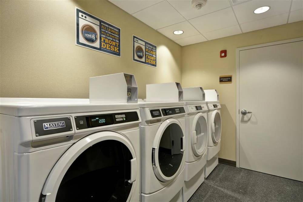 Home2 Suites By Hilton Portland Airport 4
