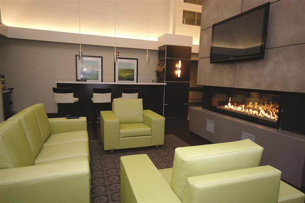 Homesuites Regina East 6