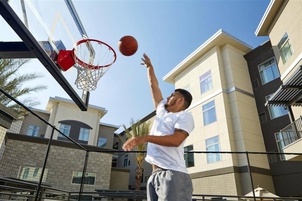 Homewood Suites By Hilton Los Angeles R 4