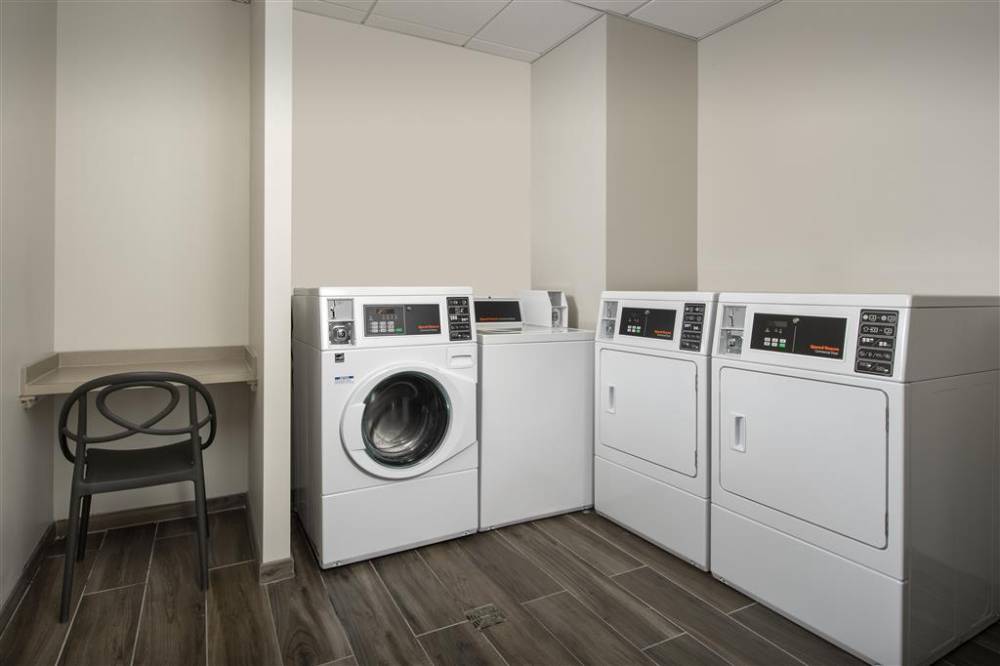 Homewood Suites By Hilton Louisville Airport 6