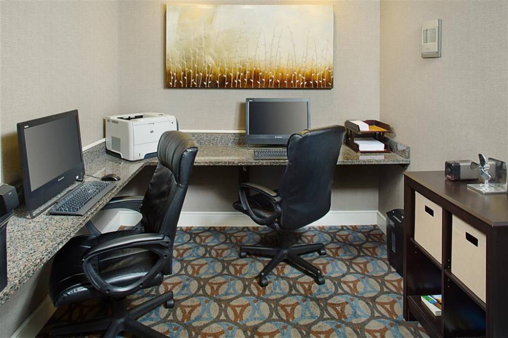 Homewood Suites By Hilton Manchester/airport 5