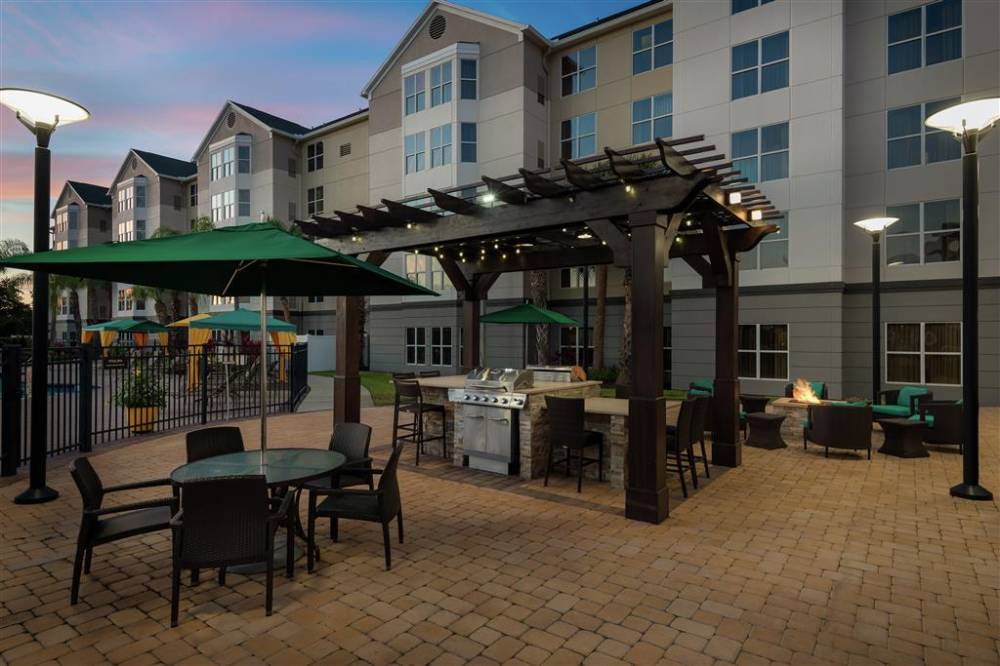 Homewood Suites By Hilton Orlando-nearest To Univ Studios 6