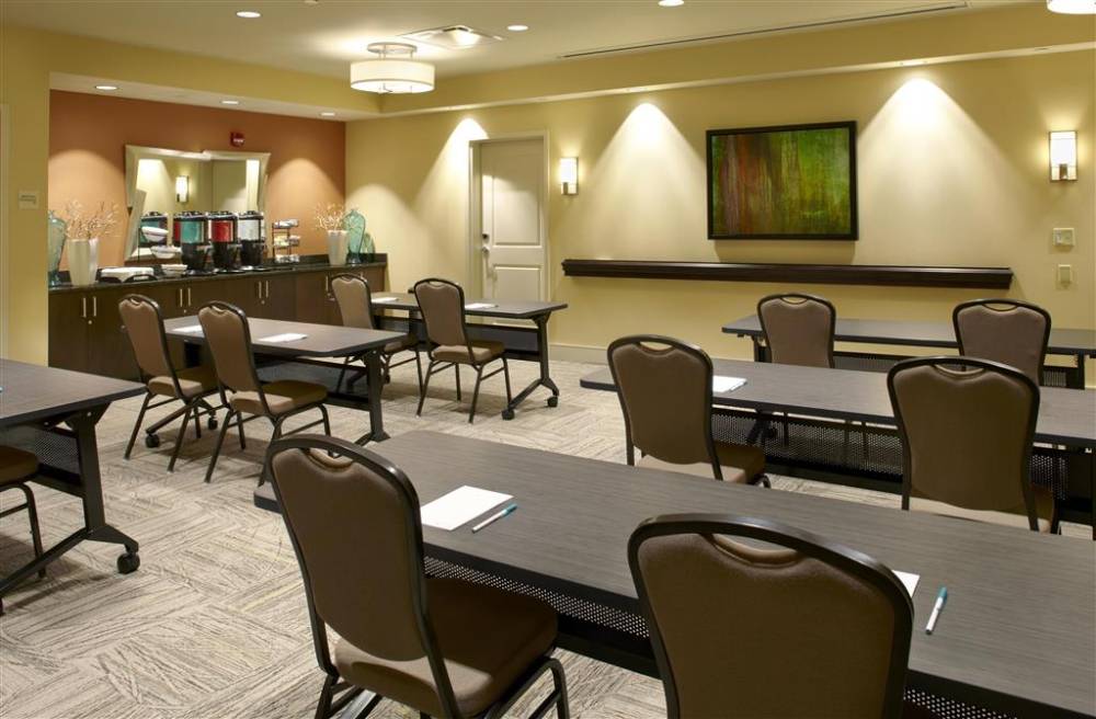 Homewood Suites By Hilton Pittsburgh Airport/robinson Mall A 2