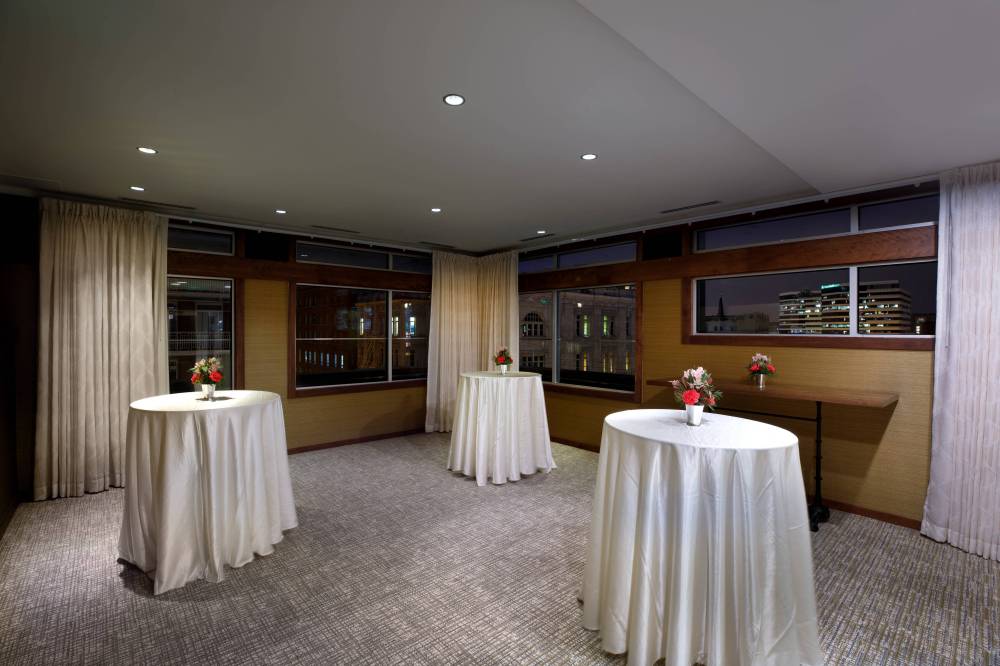 Hotel Metro Autograph Collection 8