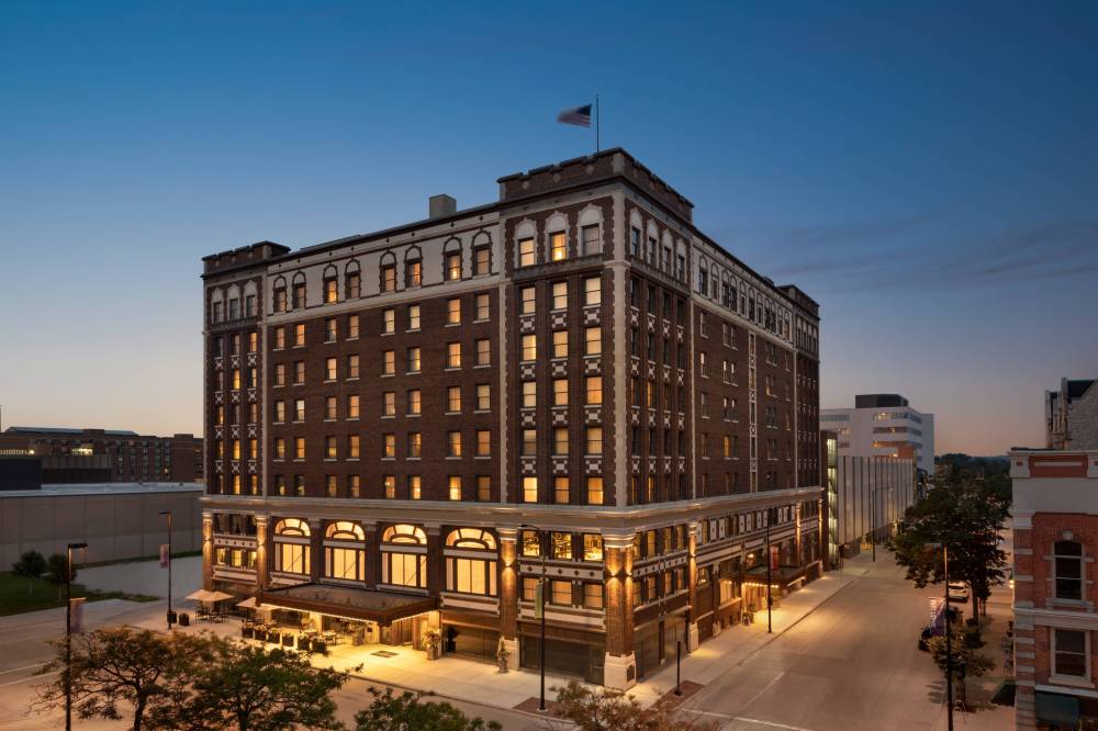 Hotel Northland Autograph Collection 4