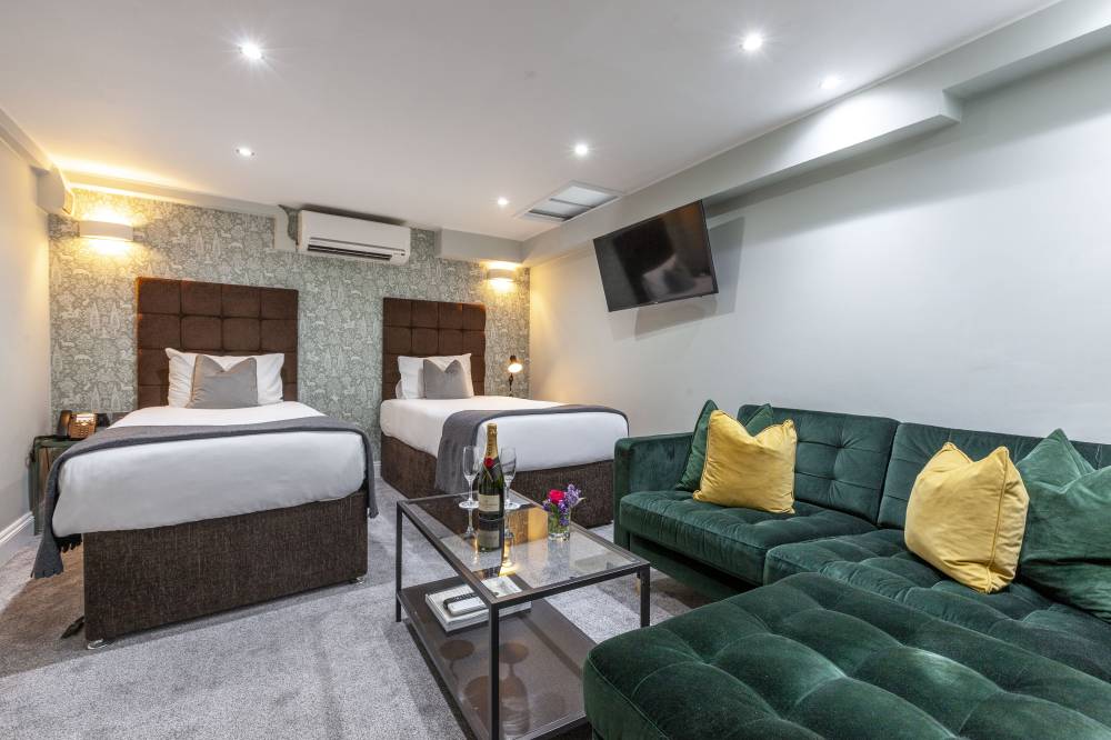 Hotel Shepherds Bush London 8