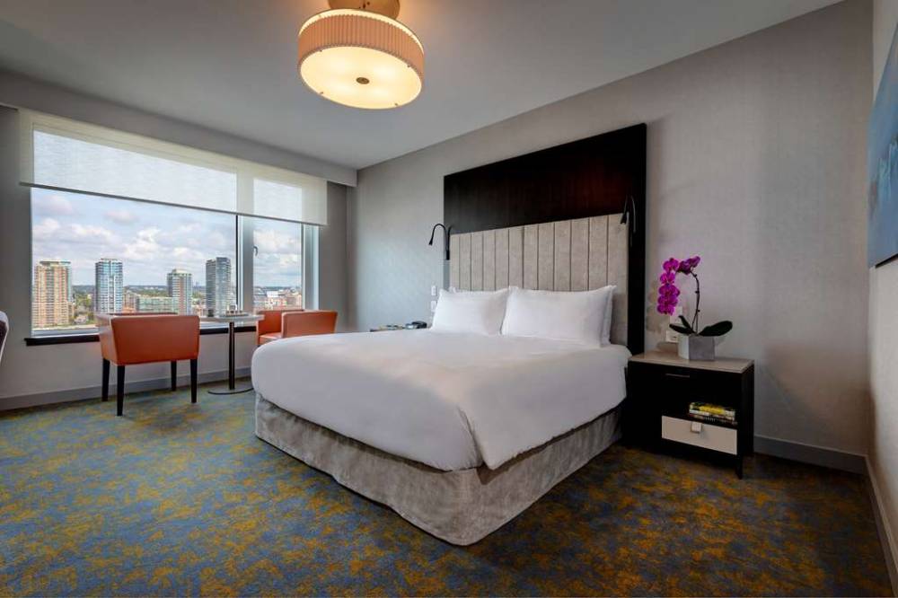 Hotel X Toronto A Destination By Hyatt Hotel 8