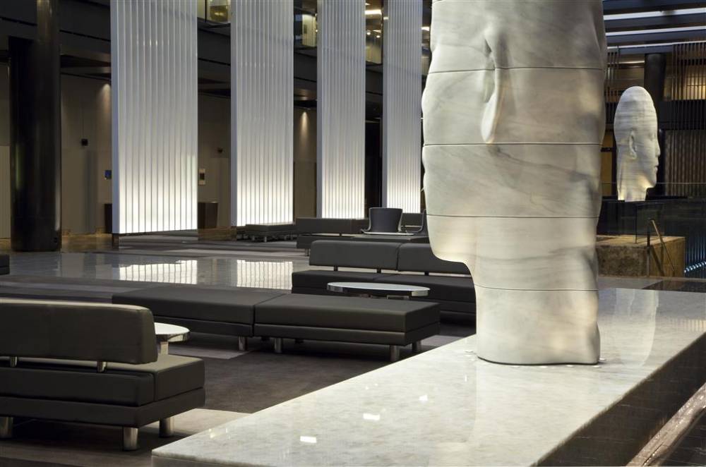 Hyatt Grand Central New York 3