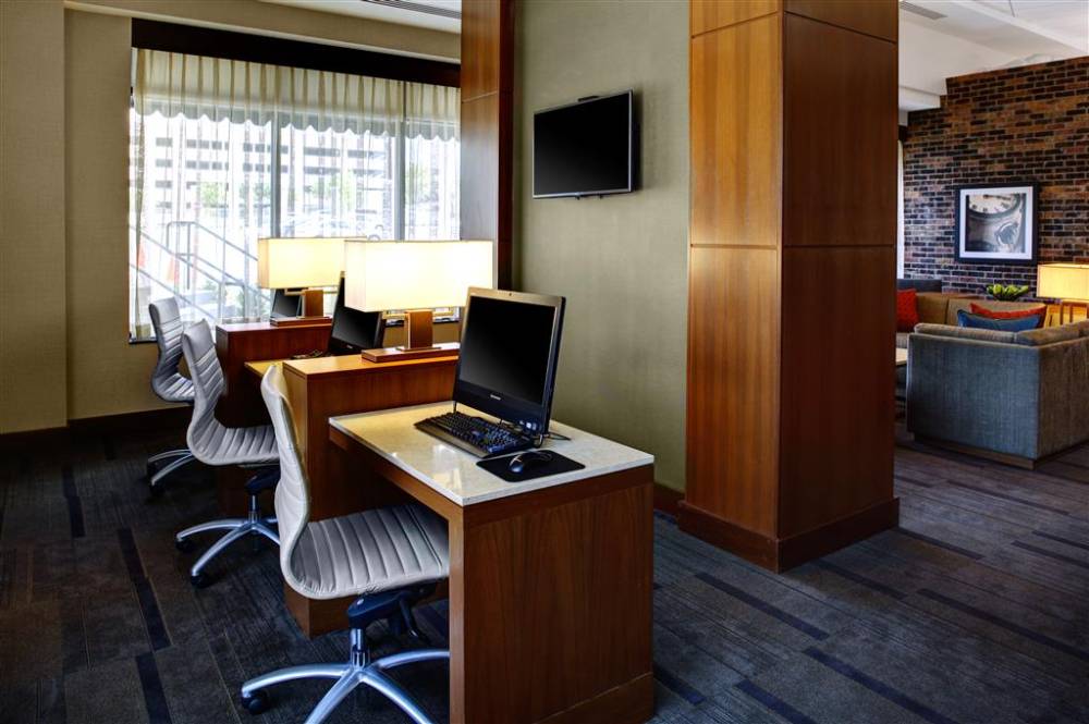 Hyatt Place Columbia Downtown 5