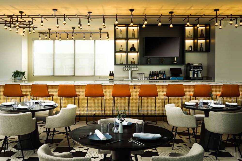 Hyatt Place Lax 5