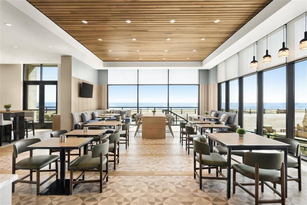 Hyatt Place Virginia Beach/oceanfront 8
