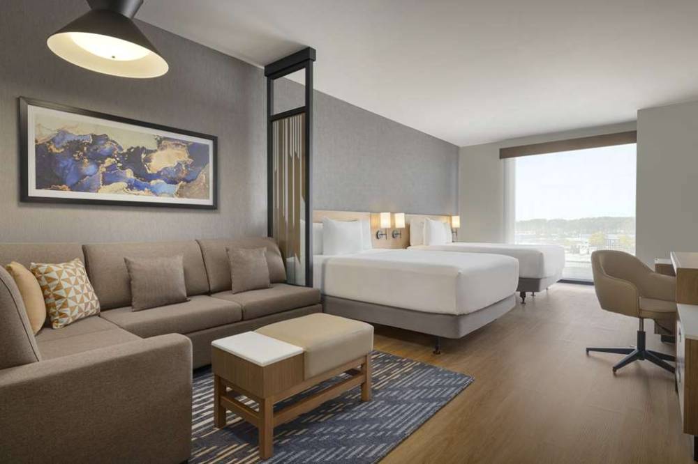 Hyatt Place Windsor 7