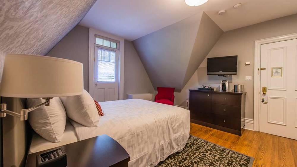 Idlewyld Inn & Spa 9