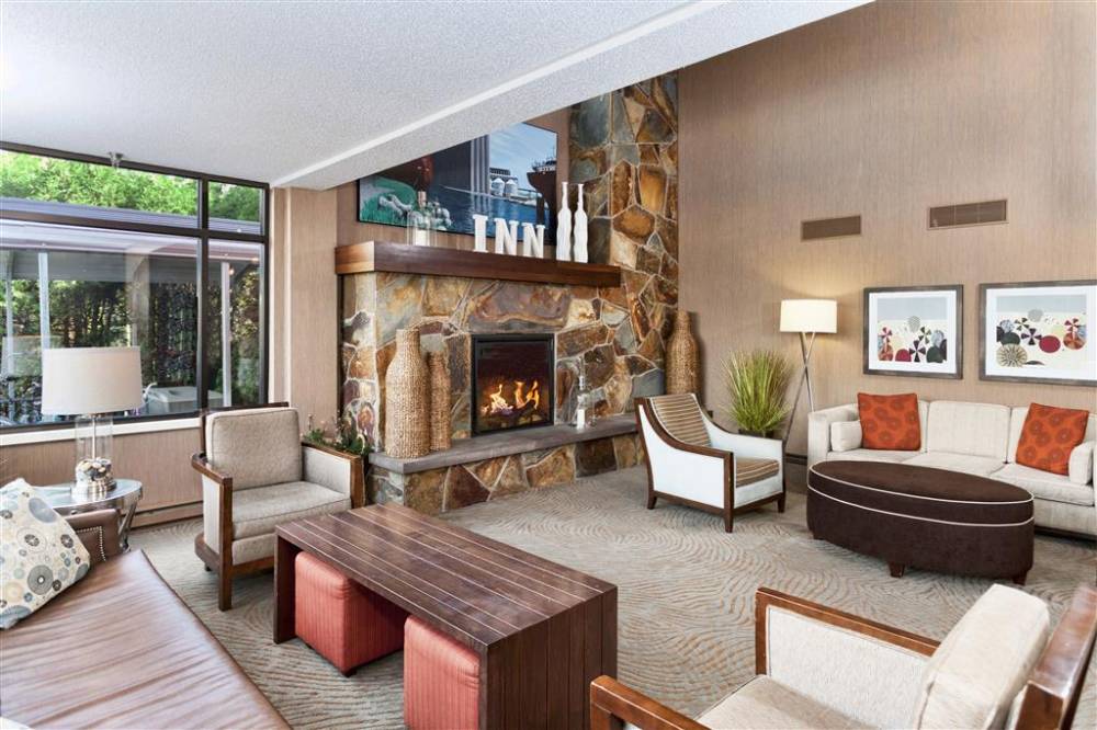 Inn On Lake Superior 6