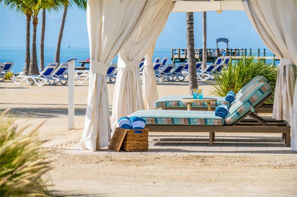 Islander Resort - Oceanside 4