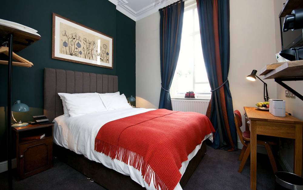 Kew Gardens Hotel 6