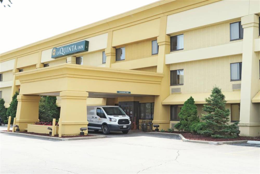 La Quinta Inn By Wyndham Milwaukee Airport / Oak Creek