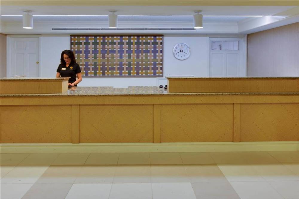 La Quinta Inn By Wyndham Pittsburgh Airport 4