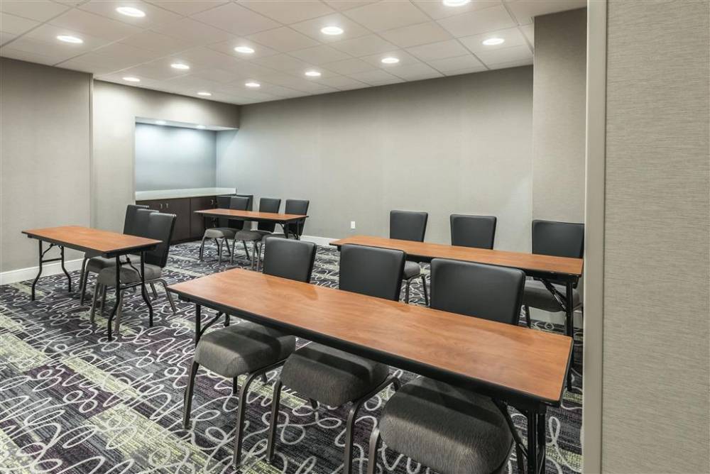 La Quinta Inn Ste Arlington N 3