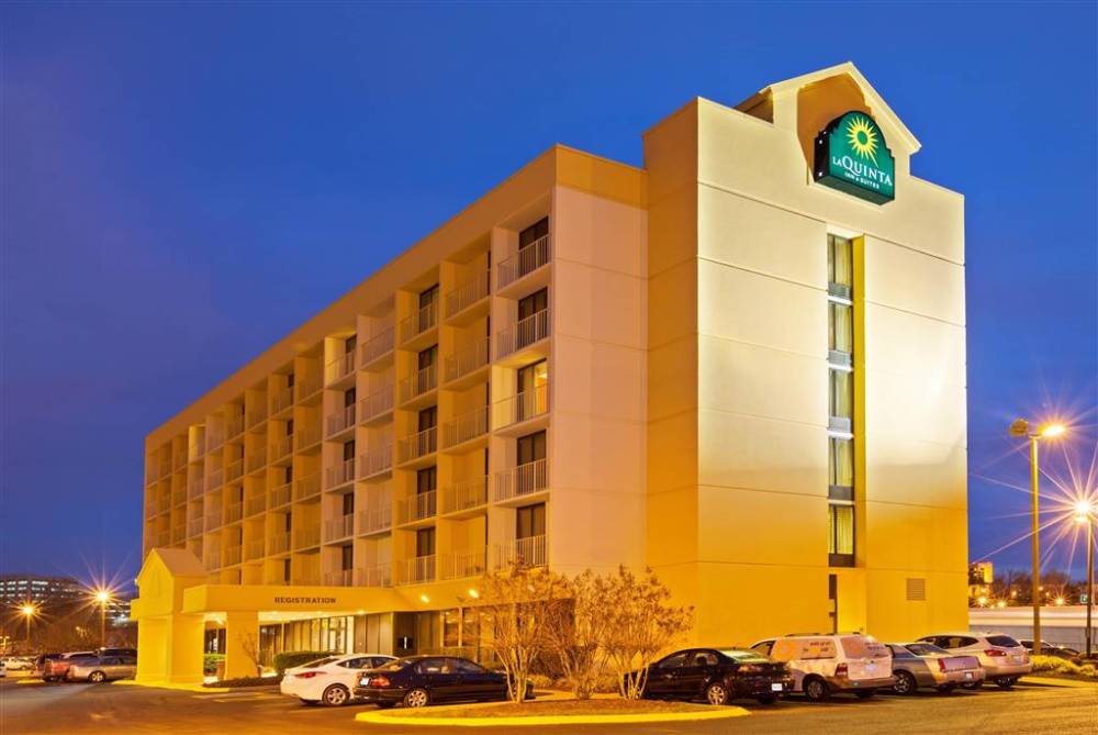 La Quinta Inn Ste Bna Ap