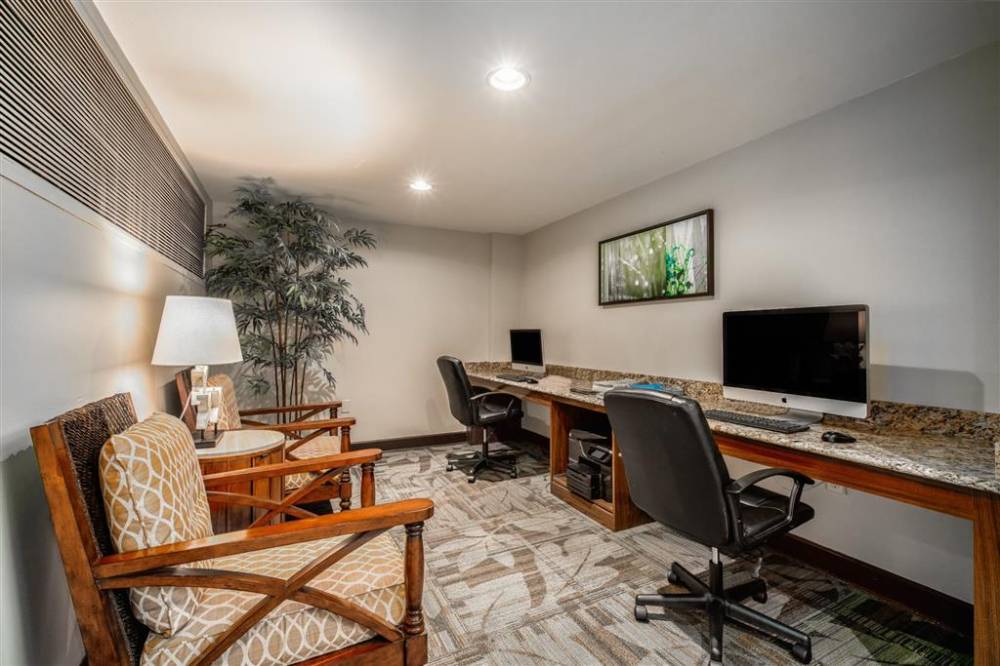 La Quinta Inn Ste Oceanfront 4