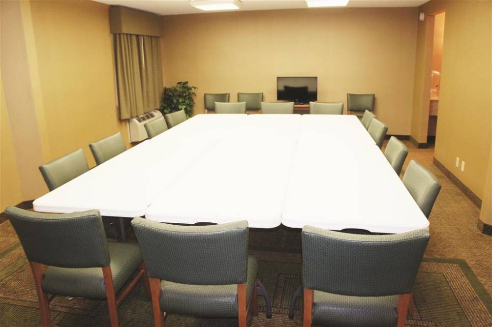 La Quinta Inn & Suites By Wyndham Des Moines West Clive 4