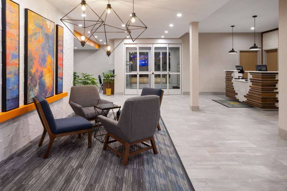 La Quinta Inn & Suites By Wyndham Williston/burlington 5