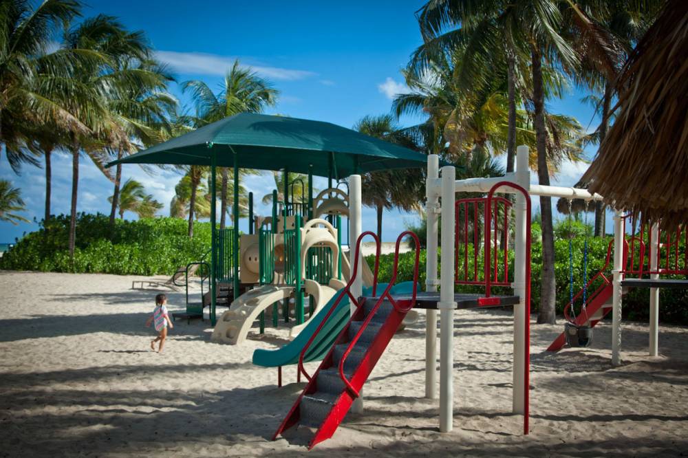 Lago Mar Beach Resort & Club 8