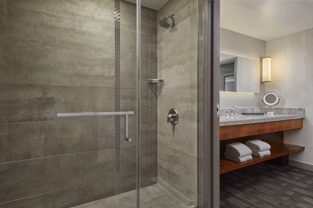 Loews Hollywood Hotel 1