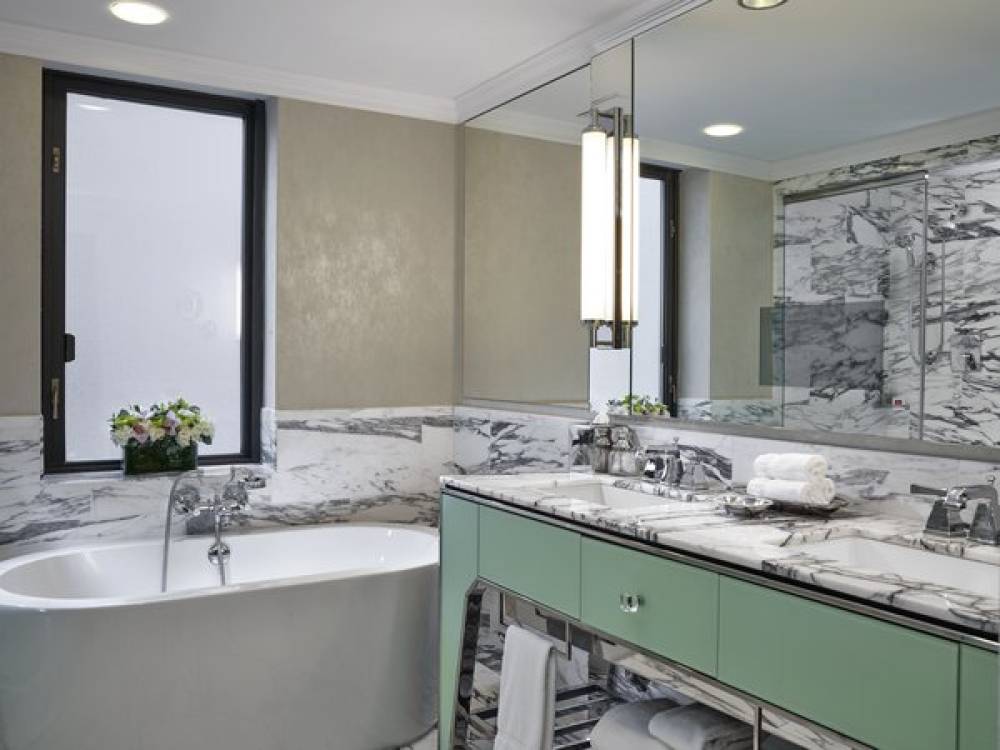 Loews Regency New York Hotel 10