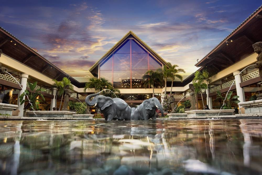 Loews Royal Pacific Resort 7