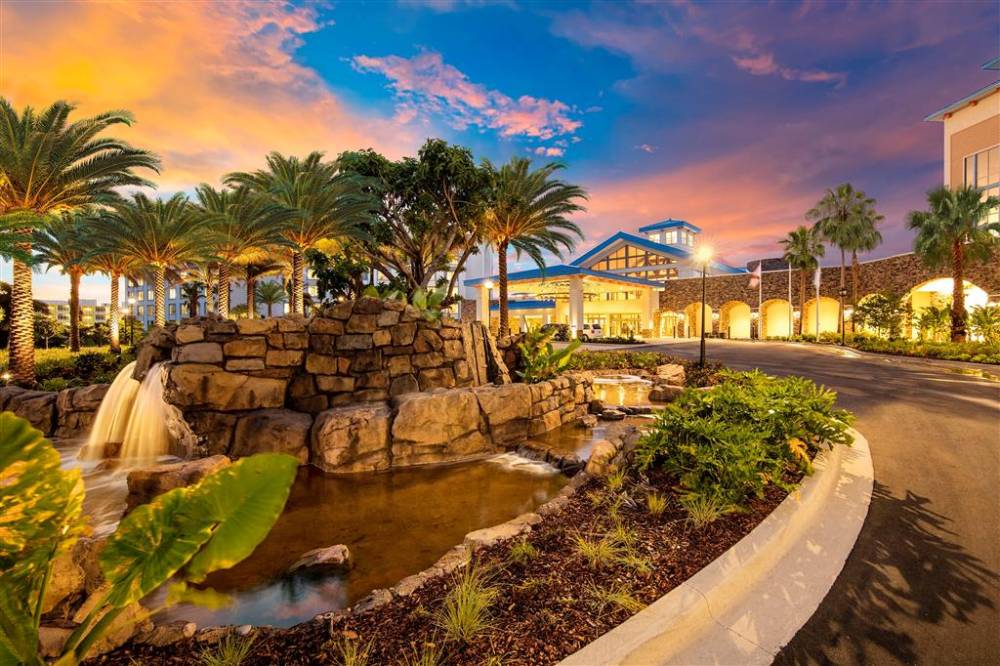 Loews Sapphire Falls Resort 2