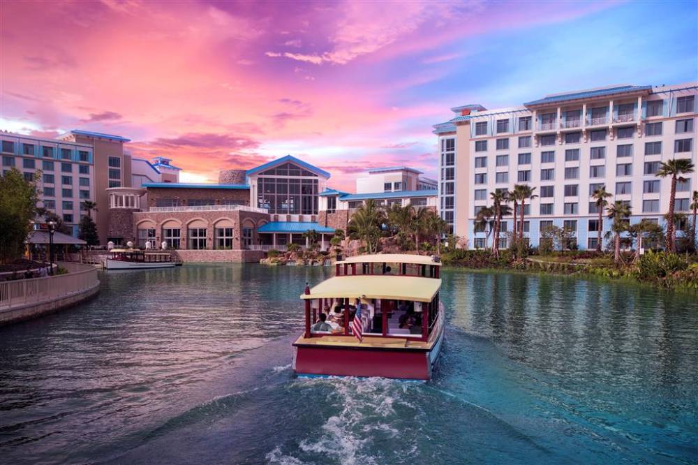 Loews Sapphire Falls Resort 4