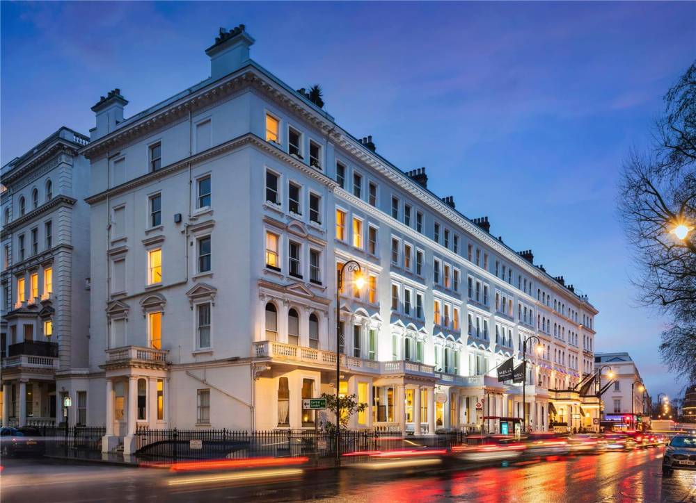 MeliaLondonKensington_Collection-Facade night