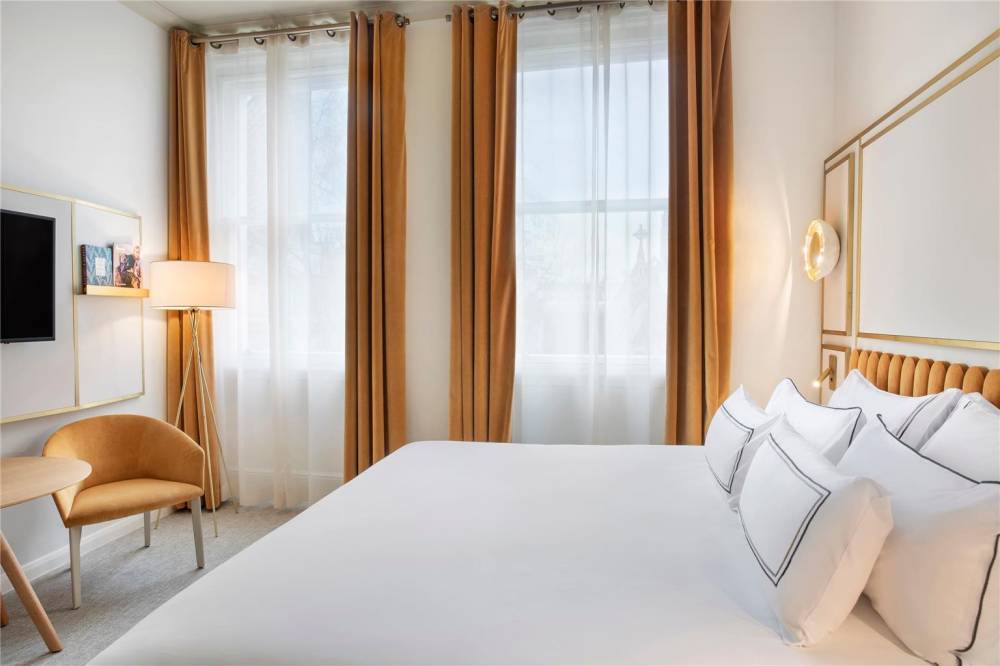 London Kensington Melia Collection 10