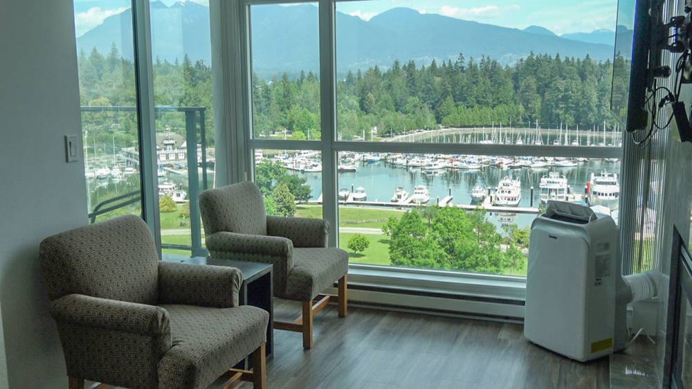 Lord Stanley Suites On The Park 5