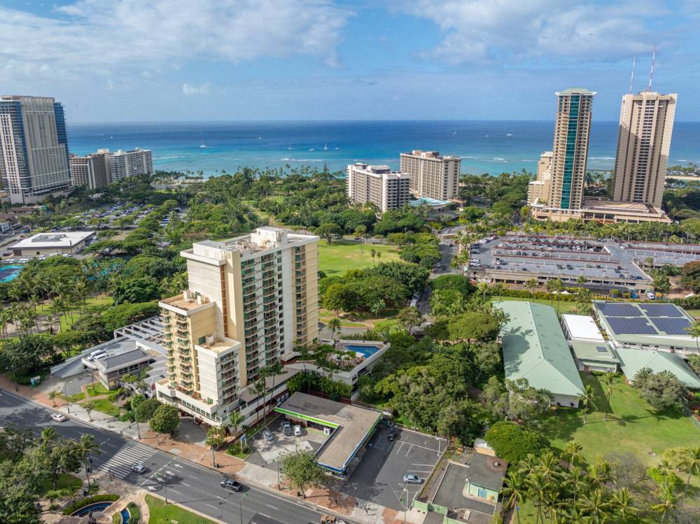 Luana Waikiki Hotel & Suites 4