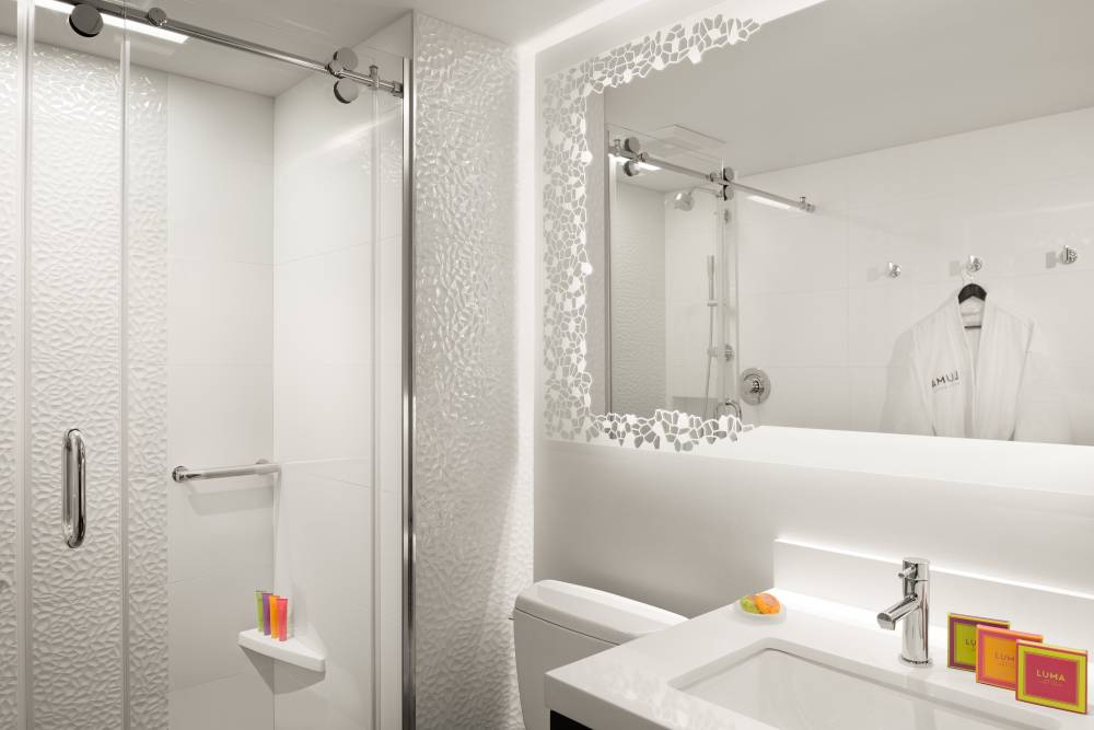 Luma Hotel Times Square 4